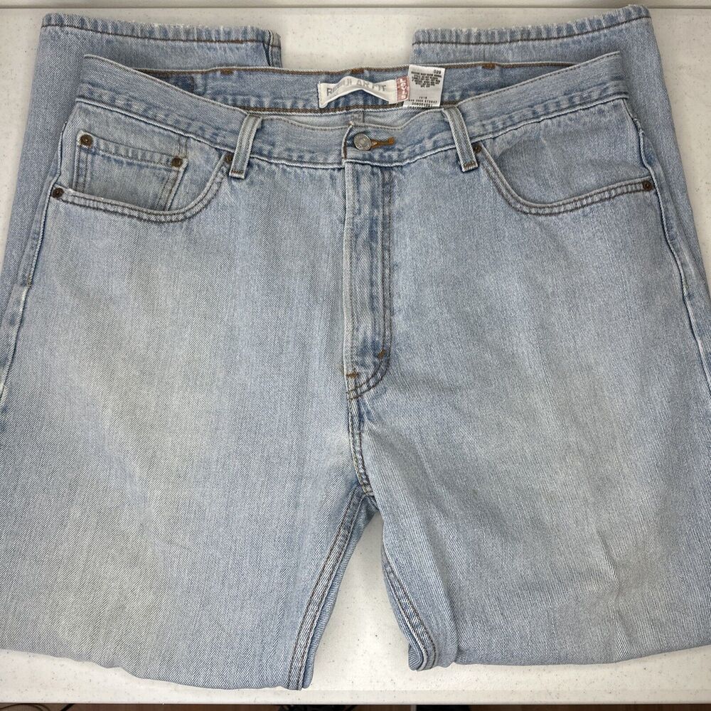 Levi’s 505 Regular Fit Straight Leg 40”x30” Light Wash Jeans